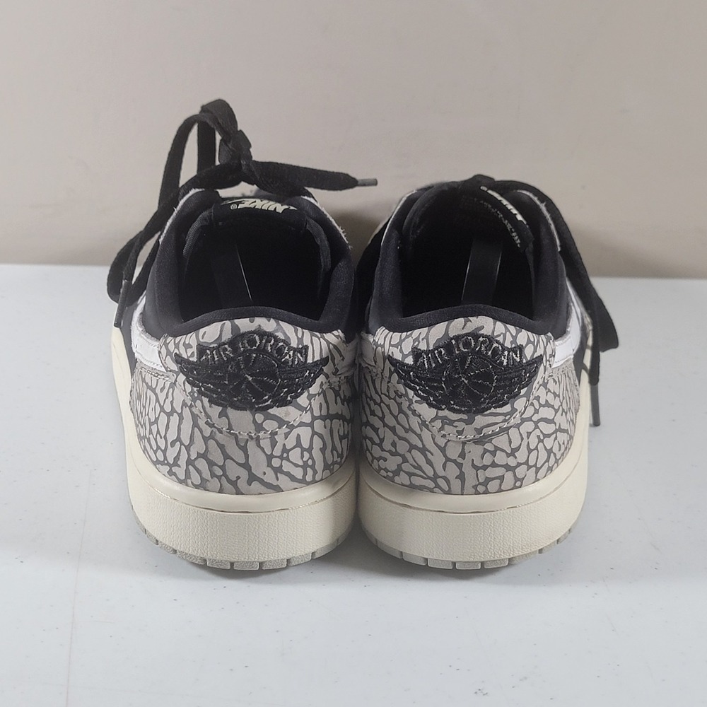 Air Jordan 1 Retro Low OG Black Cement Mens Size 9.5 - Picture 3 of 11